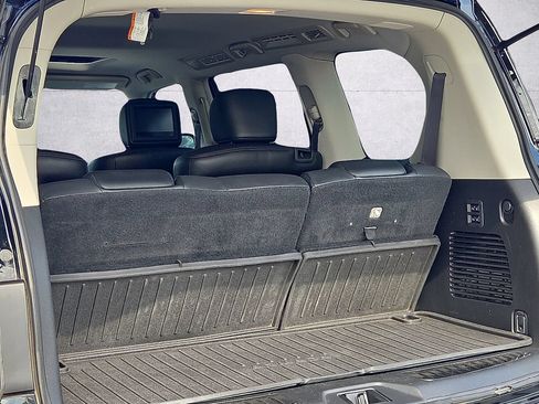 Used 2020 Nissan Armada Platinum w/ Captain's Chairs Package AWD/4WD image 9