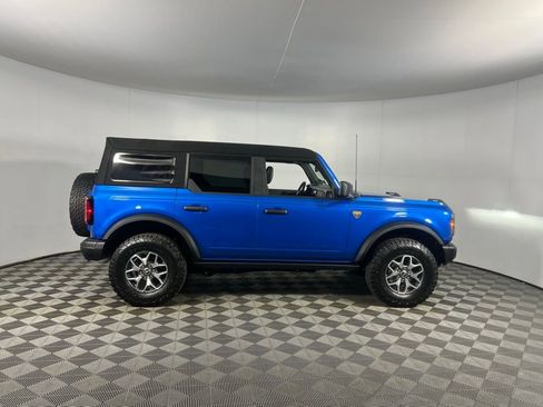 Used 2023 Ford Bronco Badlands image 8