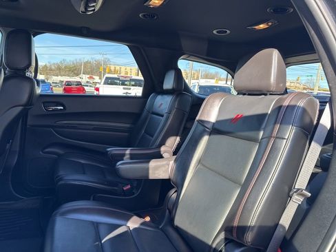 Used 2023 Dodge Durango GT image 27