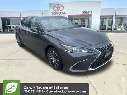 Used 2025 Lexus ES 350 w/ Premium Package