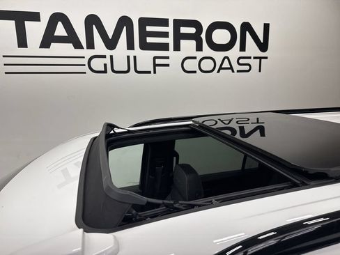 Used 2026 GMC Yukon XL AT4 w/ AT4 Premium Package AWD/4WD image 11