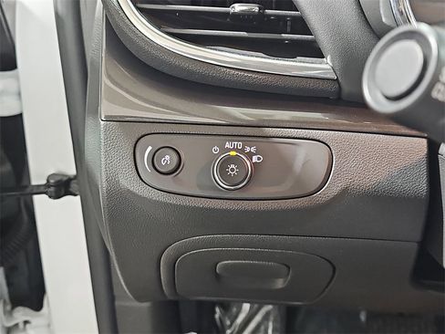 Used 2022 Buick Encore Preferred w/ Safety Package image 26