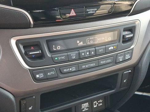 Used 2021 Honda Pilot EX-L image 19