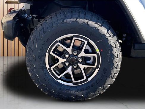 New 2026 Jeep Wrangler Unlimited Rubicon image 30