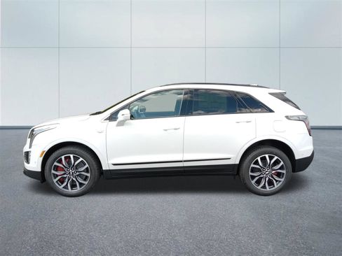 New 2026 Cadillac XT5 Sportv w/ LPO, Onyx Lite Package AWD/4WD image 2