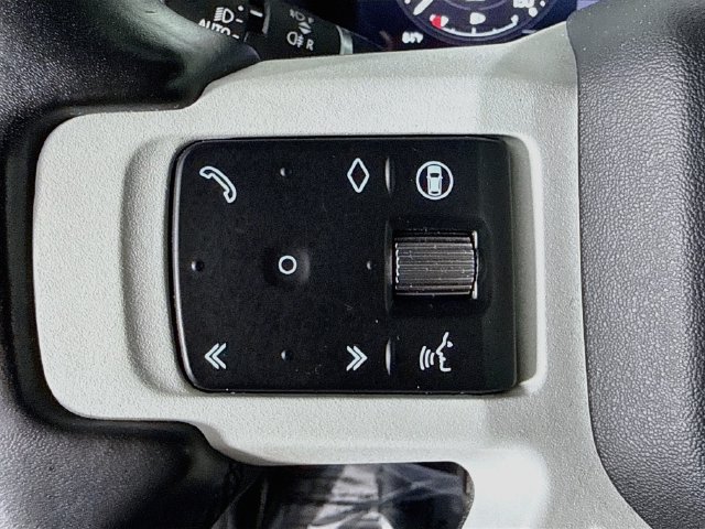 Used 2024 Land Rover Defender 110 S AWD/4WD image 13