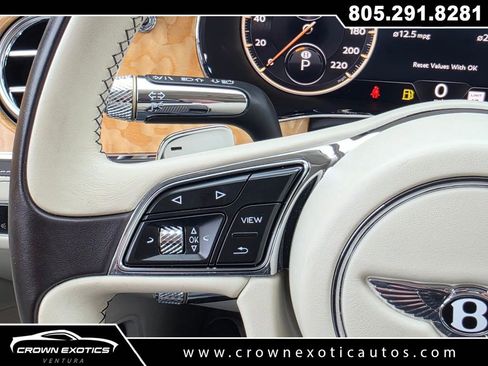 Used 2020 Bentley Flying Spur W12 image 34