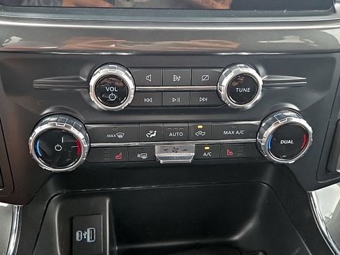 Certified 2022 Ford F150 XLT w/ Equipment Group 302A High AWD/4WD image 19