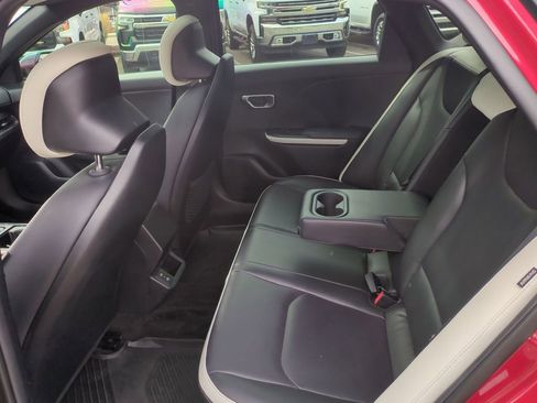 Used 2025 Kia K4 GT-Line w/ GT-Line Premium Package image 25