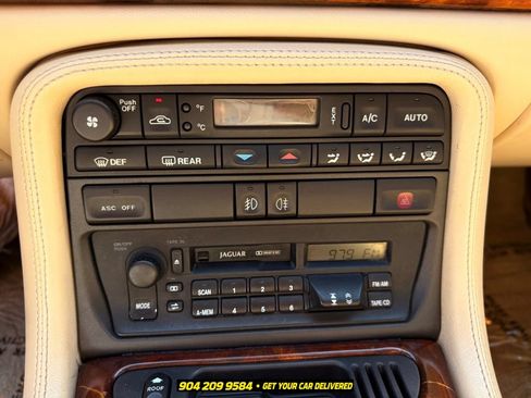 Used 1997 Jaguar XK8 Convertible RWD image 17