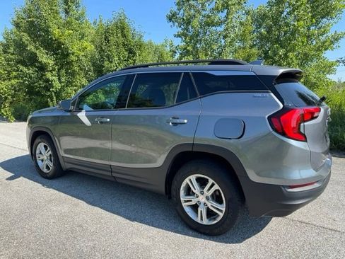 Used 2018 GMC Terrain SLE w/ Driver Convenience Package FWD image 7