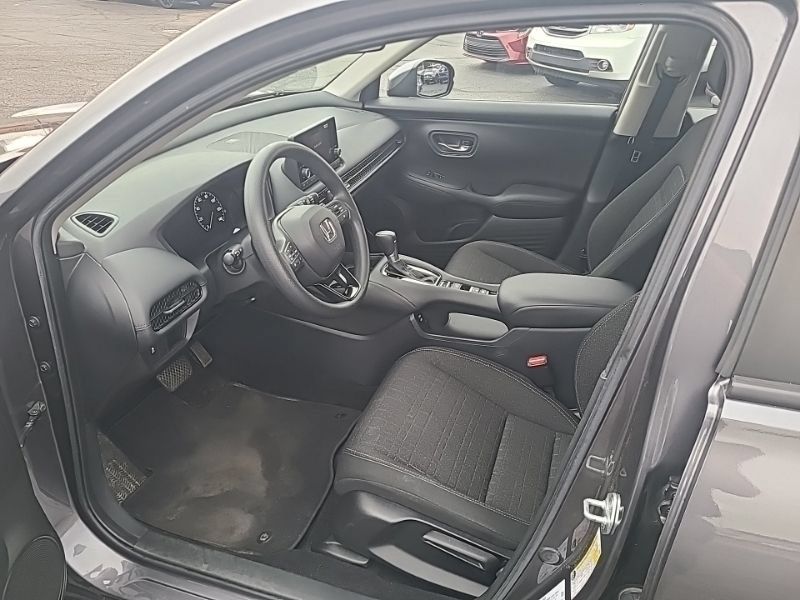 Used 2024 Honda HR-V LX image 12