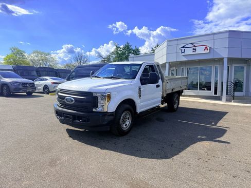 Used 2019 Ford F250 XL image 1