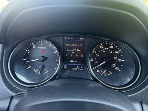 Used 2018 Nissan Rogue S FWD image 22