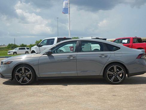 Used 2026 Honda Accord Sport image 3