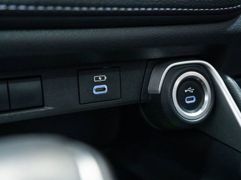 Certified 2025 Toyota Grand Highlander AWD image 29