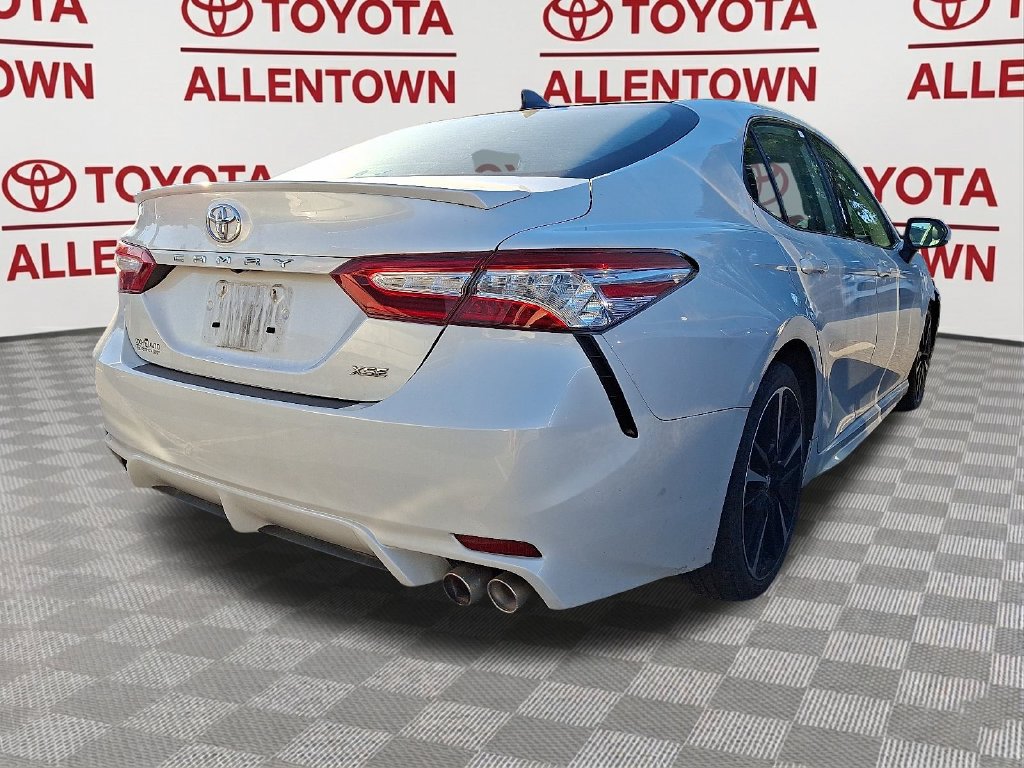 Used 2020 Toyota Camry XSE FWD image 4