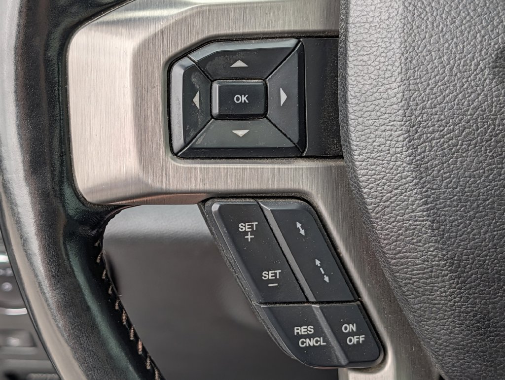 Used 2020 Ford F350 Platinum w/ Tremor Off-Road Package AWD/4WD image 21