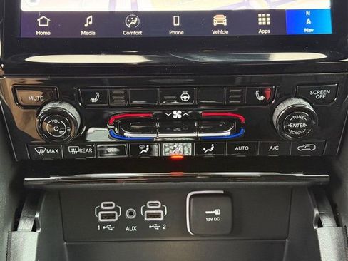 New 2025 Jeep Grand Cherokee L Limited image 29