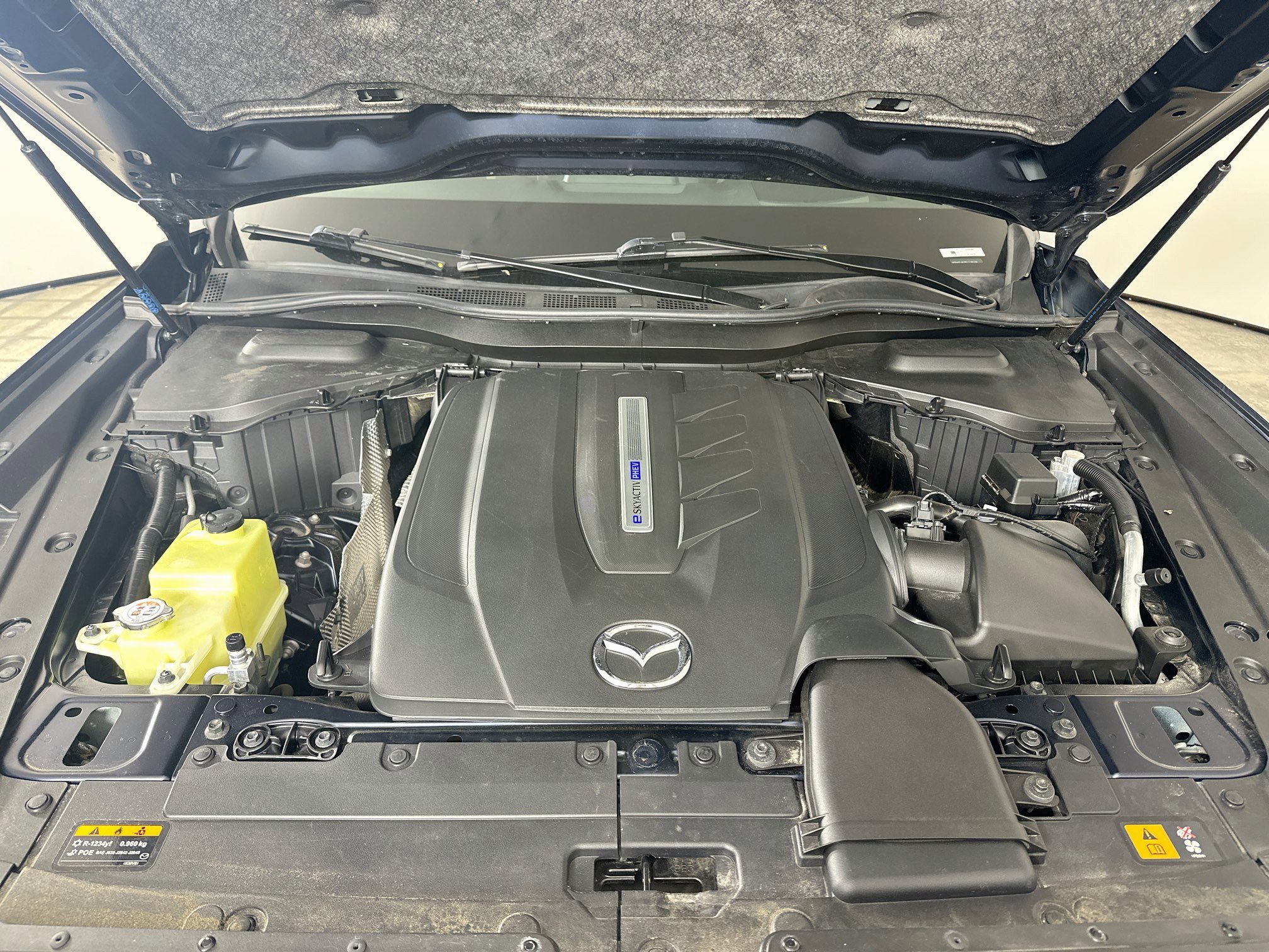 Used 2024 MAZDA CX-90 Plug-In Hybrid w/ Premium Plus AWD/4WD image 36