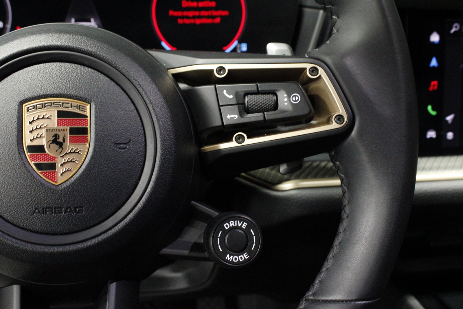 Certified 2026 Porsche Cayenne Coupe AWD/4WD image 25