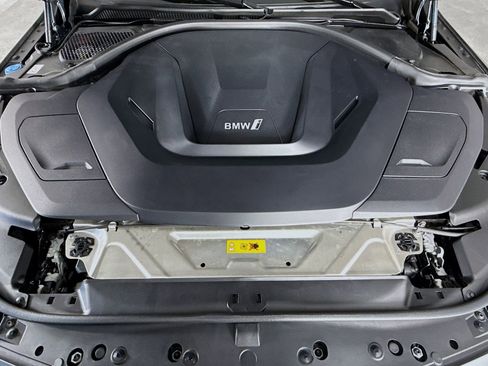 Certified 2023 BMW i4 eDrive35 w/ Premium Package image 31