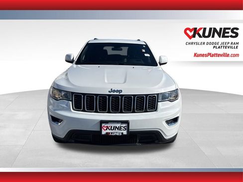 Used 2019 Jeep Grand Cherokee Laredo w/ Security & Convenience Group image 1