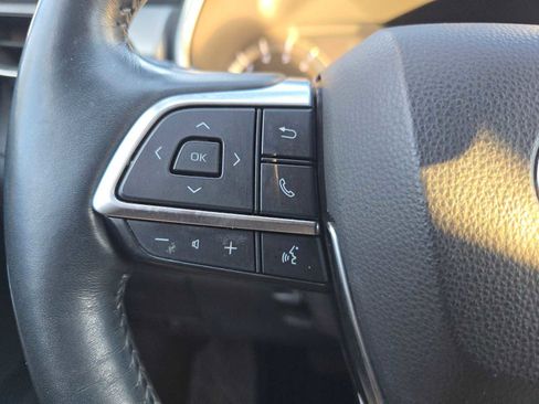 Certified 2021 Toyota Highlander Platinum image 31