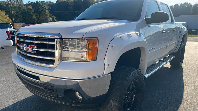 Used 2013 GMC Sierra 1500 SLE w/ Power Tech Package AWD/4WD image 2