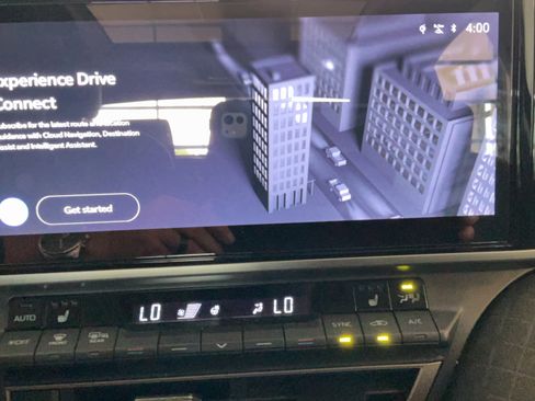 Certified 2025 Toyota Camry XLE FWD image 11
