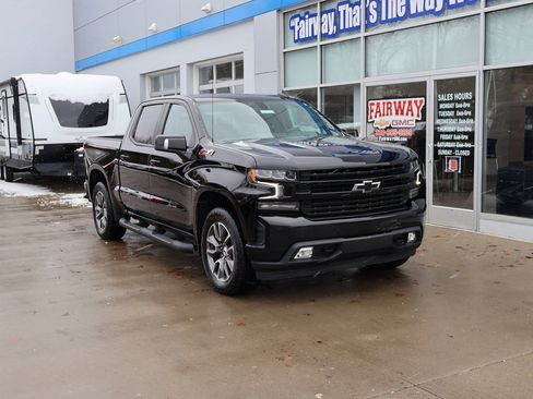 Certified 2021 Chevrolet Silverado 1500 RST image 2