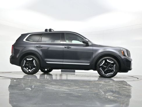 Used 2025 Kia Telluride S AWD/4WD image 52