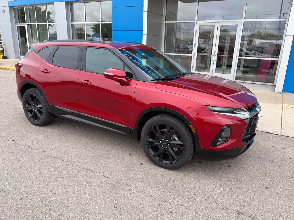 Used 2022 Chevrolet Blazer RS w/ Enhanced Convenience Package AWD/4WD image 2