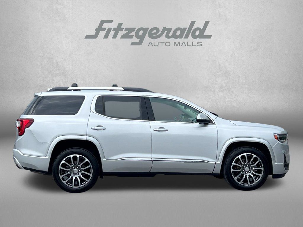Used 2020 GMC Acadia Denali w/ LPO, Adventure Package AWD/4WD image 3