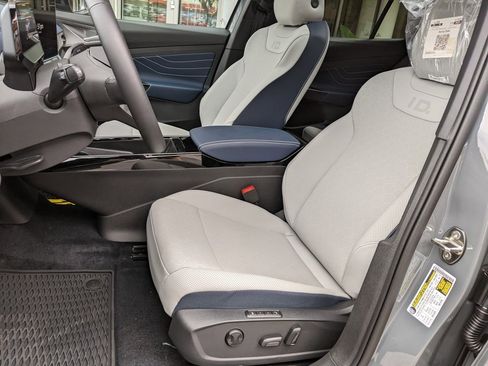 New 2025 Volkswagen ID.4 Pro S image 11