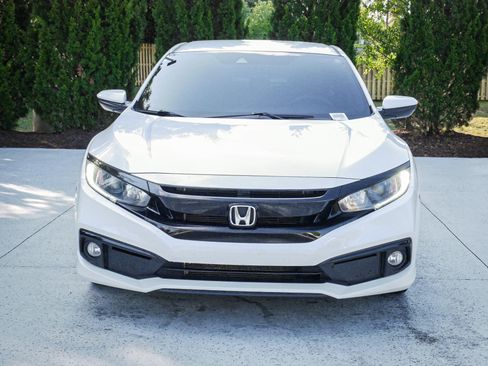 Used 2020 Honda Civic Sport image 3