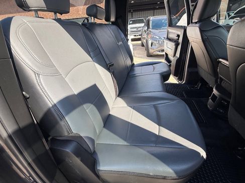 Used 2022 RAM 3500 Tradesman w/ Chrome Appearance Group image 15