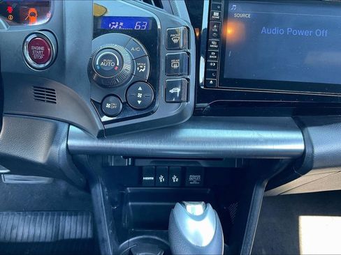 Used 2016 Honda CR-Z LX image 29