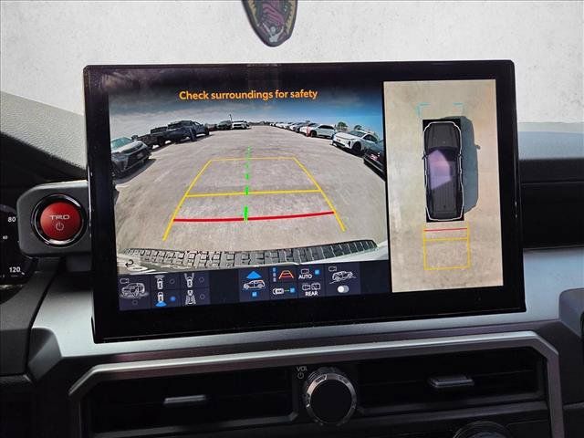 Used 2025 Toyota 4Runner TRD Off-Road Premium AWD/4WD image 13