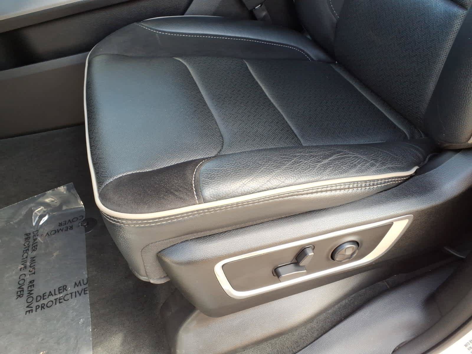 Used 2021 RAM 1500 Laramie w/ Sport Appearance Package AWD/4WD image 31