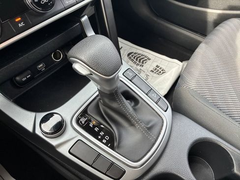 Used 2023 Kia Seltos LX AWD/4WD image 26