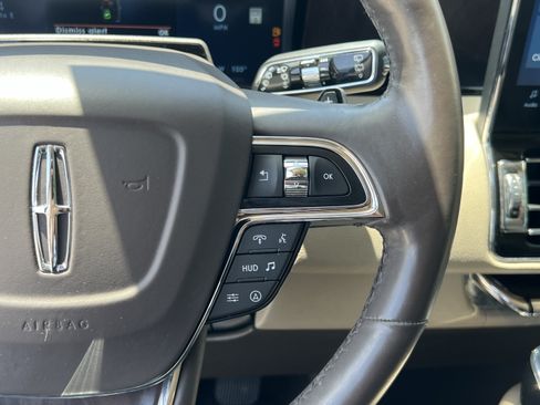 Used 2022 Lincoln Navigator Reserve RWD image 11