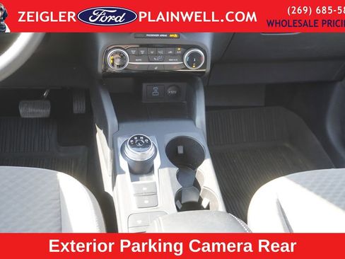 Used 2022 Ford Escape SE w/ Cold Weather Package image 15