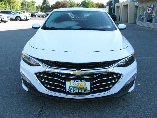Used 2024 Chevrolet Malibu LT FWD image 11