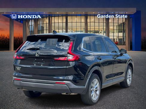 Certified 2023 Honda CR-V EX image 3