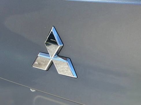 Used 2022 Mitsubishi Outlander SE FWD image 13