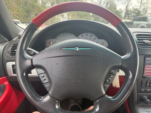 Used 2002 Ford Thunderbird Base image 22