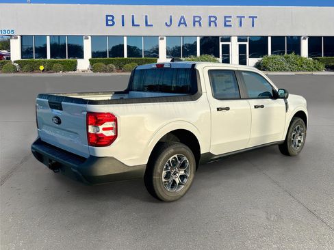 New 2026 Ford Maverick XLT FWD image 4
