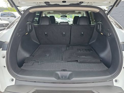 Used 2025 Nissan Murano SL AWD/4WD image 15