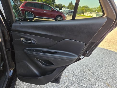 Used 2020 Buick Encore Preferred w/ Safety Package AWD/4WD image 23